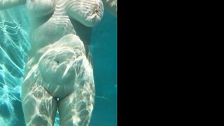 Jocibaker (Jocelyn Baker) OnlyFans Leaks 36DDDs Typical Mom Next Door 215