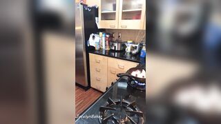 Jocibaker (Jocelyn Baker) OnlyFans Leaks 36DDDs Typical Mom Next Door 214