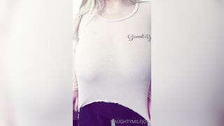 Jocibaker (Jocelyn Baker) OnlyFans Leaks 36DDDs Typical Mom Next Door 12