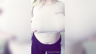 Jocibaker (Jocelyn Baker) OnlyFans Leaks 36DDDs Typical Mom Next Door 12