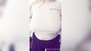 Jocibaker (Jocelyn Baker) OnlyFans Leaks 36DDDs Typical Mom Next Door 12