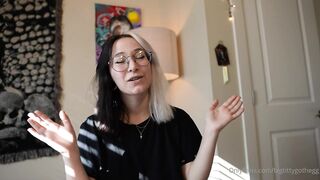 Bigtittygothegg Lee OnlyFans Leaks  Natural Big Boobies & a Jiggly Butt 25