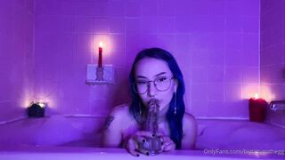 Bigtittygothegg Lee OnlyFans Leaks  Natural Big Boobies & a Jiggly Butt 22