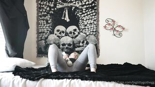 Bigtittygothegg Lee OnlyFans Leaks  Natural Big Boobies & a Jiggly Butt 39