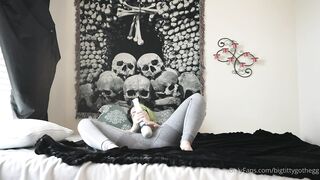 Bigtittygothegg Lee OnlyFans Leaks  Natural Big Boobies & a Jiggly Butt 39