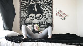 Bigtittygothegg Lee OnlyFans Leaks  Natural Big Boobies & a Jiggly Butt 39