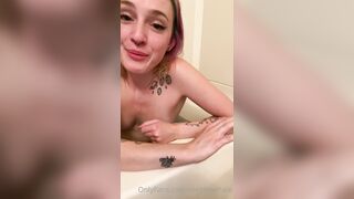 Melthewhale (Mel) OnlyFans Leaks Candian Microbiology Student 37