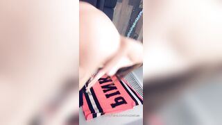 Coziebae (Comfiecozie aka Riya Lyn) OnlyFans Leaks Total Natural Hottie with juicy ass 82