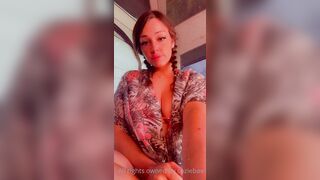 Coziebae (Comfiecozie aka Riya Lyn) OnlyFans Leaks Total Natural Hottie with juicy ass 296