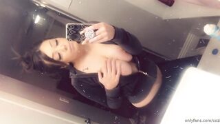 Coziebae (Comfiecozie aka Riya Lyn) OnlyFans Leaks Total Natural Hottie with juicy ass 353