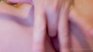 Coziebae (Comfiecozie aka Riya Lyn) OnlyFans Leaks Total Natural Hottie with juicy ass 24