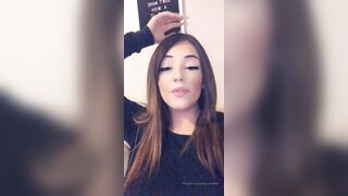 Coziebae (Comfiecozie aka Riya Lyn) OnlyFans Leaks Total Natural Hottie with juicy ass 380