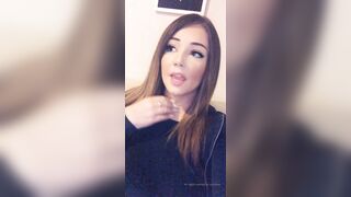 Coziebae (Comfiecozie aka Riya Lyn) OnlyFans Leaks Total Natural Hottie with juicy ass 380