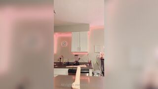 Coziebae (Comfiecozie aka Riya Lyn) OnlyFans Leaks Total Natural Hottie with juicy ass 171