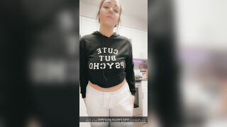 Coziebae (Comfiecozie aka Riya Lyn) OnlyFans Leaks Total Natural Hottie with juicy ass 96