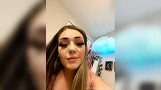Coziebae (Comfiecozie aka Riya Lyn) OnlyFans Leaks Total Natural Hottie with juicy ass 254