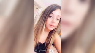 Coziebae (Comfiecozie aka Riya Lyn) OnlyFans Leaks Total Natural Hottie with juicy ass 156