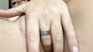 Coziebae (Comfiecozie aka Riya Lyn) OnlyFans Leaks Total Natural Hottie with juicy ass 409