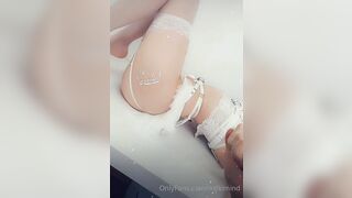 Milkimind OnlyFans Leaks 19 yo Nerdy Slut is always horny 59