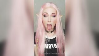 Milkimind OnlyFans Leaks 19 yo Nerdy Slut is always horny 37