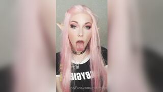Milkimind OnlyFans Leaks 19 yo Nerdy Slut is always horny 37