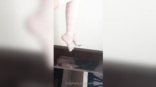 Milkimind OnlyFans Leaks 19 yo Nerdy Slut is always horny 23