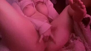 Mollychan (Molly Chan) OnlyFans Nerdy Asian Chinese wants support 3