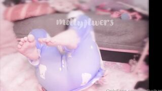 Mollychan (Molly Chan) OnlyFans Nerdy Asian Chinese wants support 93