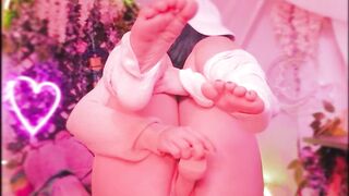 Mollychan (Molly Chan) OnlyFans Nerdy Asian Chinese wants support 108