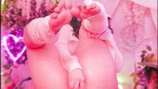 Mollychan (Molly Chan) OnlyFans Nerdy Asian Chinese wants support 108