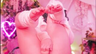 Mollychan (Molly Chan) OnlyFans Nerdy Asian Chinese wants support 108