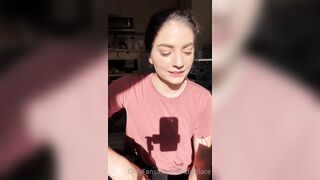 Sandyinlace (Sandy InLace) OnlyFans Leaks Quirky and Unconventionally Top OF Creator 2