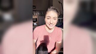 Sandyinlace (Sandy InLace) OnlyFans Leaks Quirky and Unconventionally Top OF Creator 2