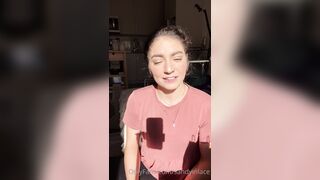 Sandyinlace (Sandy InLace) OnlyFans Leaks Quirky and Unconventionally Top OF Creator 2