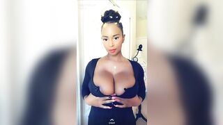 shaun_necole (shaunnecole) OnlyFans Leaks Huge Tits Ebony 22