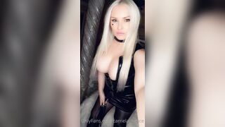 Carrie Lachance (carrielachance) OnlyFans Leaks Love high heels & fine hosiery 10
