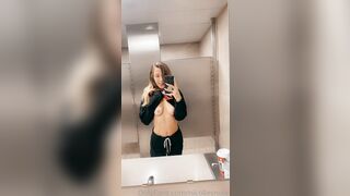 Nicollesnow (Nicolle Snow) OnlyFans Leaks Certified Sweetheart is a SQUIRT QUEEN 266