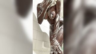 Lyra Amorr (babylyraxxx) OnlyFans Slim Stacked Canadian Ebony Girl Friend 107