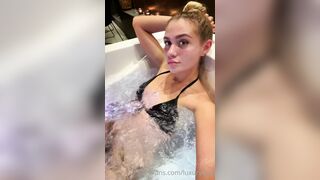 Luxurymur (Luxury Mur) OnlyFans Leaks Girl Porn Video 265