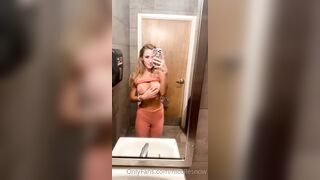 Nicollesnow (Nicolle Snow) OnlyFans Leaks Certified Sweetheart is a SQUIRT QUEEN 211