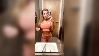 Nicollesnow (Nicolle Snow) OnlyFans Leaks Certified Sweetheart is a SQUIRT QUEEN 211