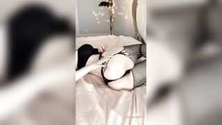 Amouranth OnlyFans Leaks Horny Girl Porn Video 147
