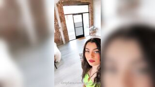 Duuumbass (Middle Eastern Goddess) OnlyFans Leaks Girl Porn Video 22