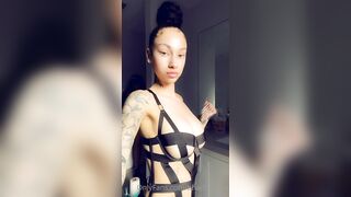 Amouranth OnlyFans Leaks Top Leader Girl Porn Video 12