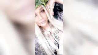 Yasmin Lee Transgender OnlyFans Leaks What you guys think of my crown, and make up look for the renaissance fair_ I know i’m A dork