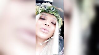 Yasmin Lee Transgender OnlyFans Leaks What you guys think of my crown, and make up look for the renaissance fair_ I know i’m A dork