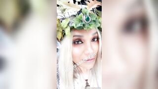 Yasmin Lee Transgender OnlyFans Leaks What you guys think of my crown, and make up look for the renaissance fair_ I know i’m A dork