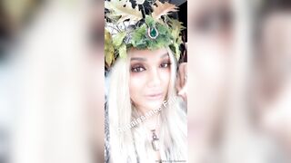 Yasmin Lee Transgender OnlyFans Leaks What you guys think of my crown, and make up look for the renaissance fair_ I know i’m A dork