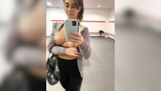 Elizarosewatson (Eliza Rose Watson) Extremely Fit Girl with Large Boobs 23