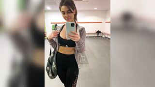 Elizarosewatson (Eliza Rose Watson) Extremely Fit Girl with Large Boobs 23